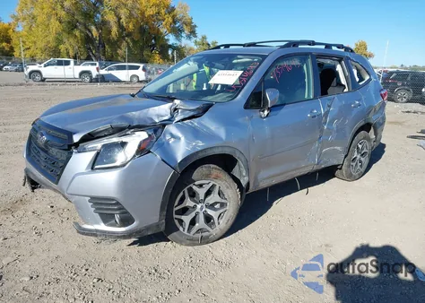 2023 Subaru Forester Premium из США, поврежденный, VIN JF2SKAEC3PH450914